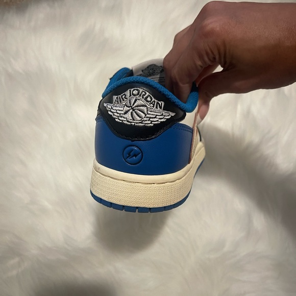 2021 Fragment Design x Travis Scott x Air Jordan 1 Retro Low - Picture 6 of 7